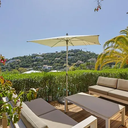 Provenzalische L'equilibre - Mit Meerblick Und Privatem Pool By Riviera Homelife Ferienhaus *