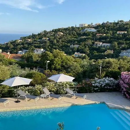 Ferienhaus Provenzalische L'equilibre - Mit Meerblick Und Privatem Pool By Riviera Homelife